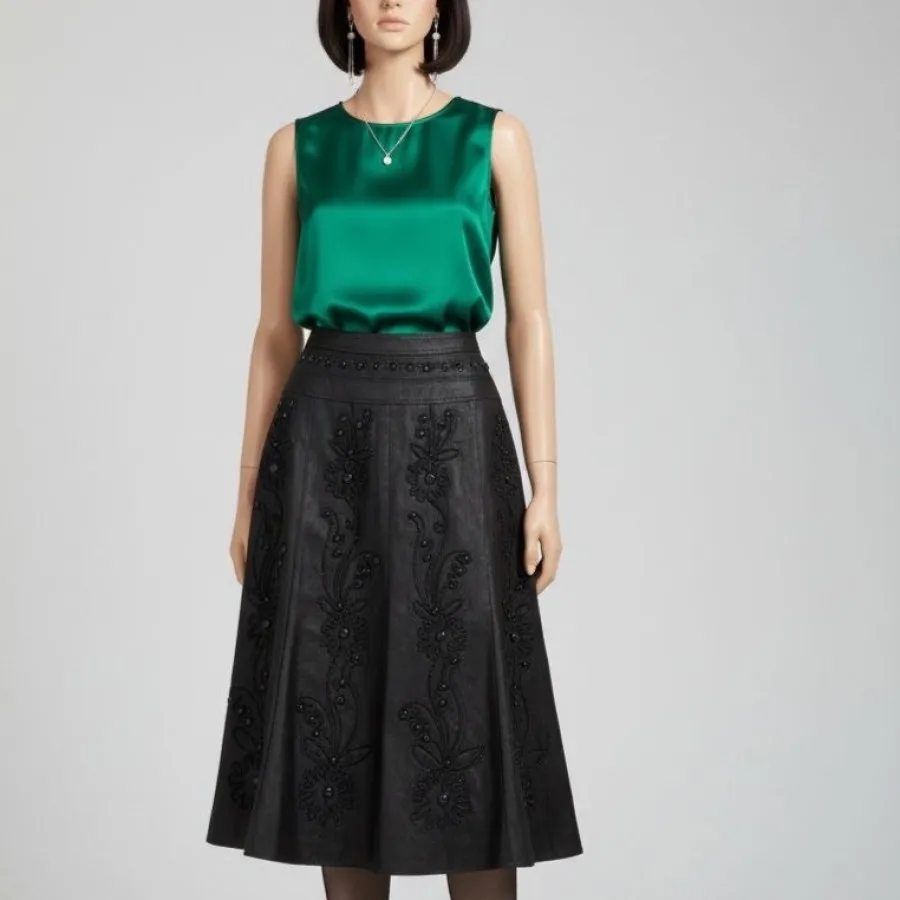 دامن سنگدوزی