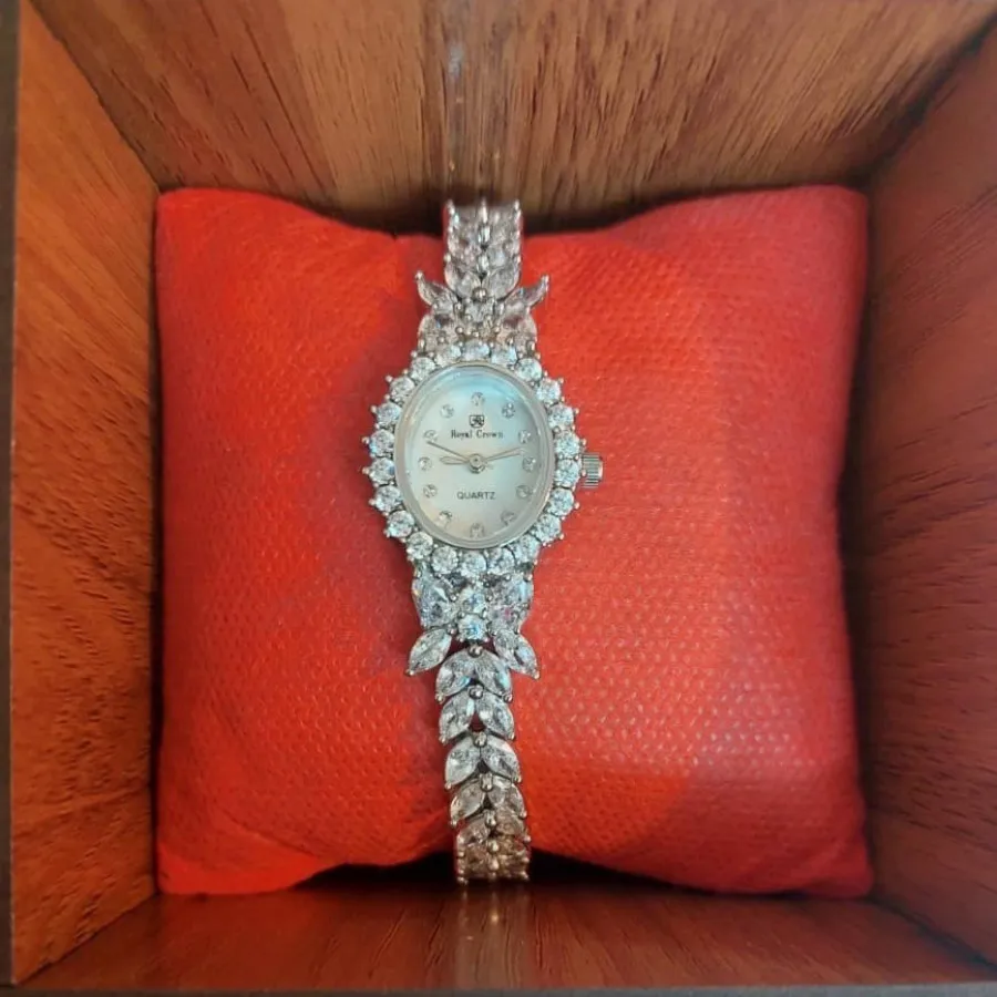 ساعت مچی زنانه