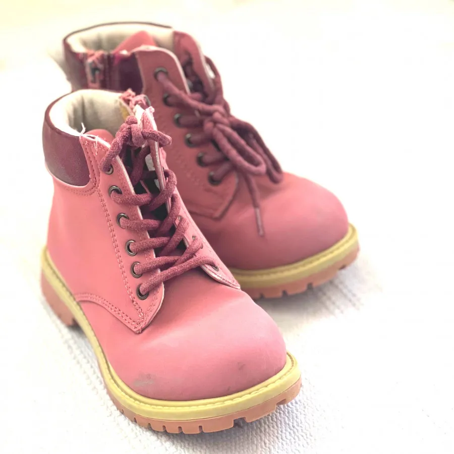 نیم بوت برند السی وایکیکی