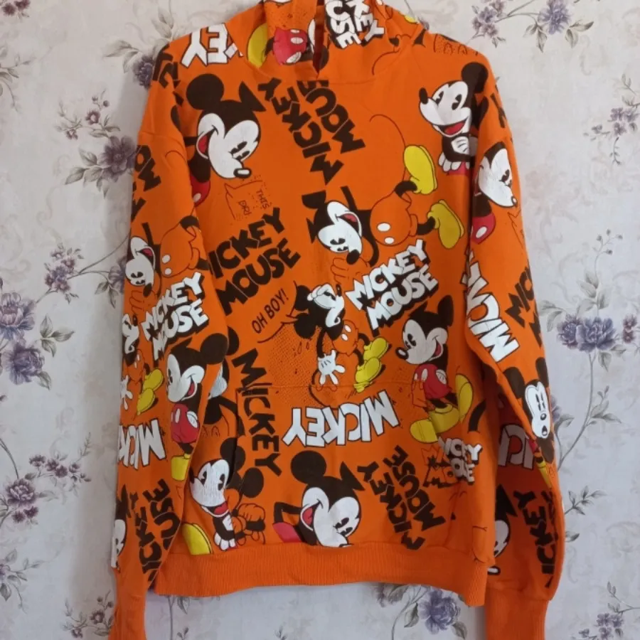 هودی کلاهدار