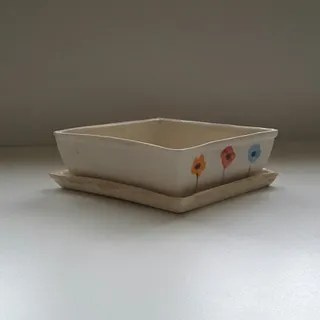 گلدانهای لوزی بیضی و مربع