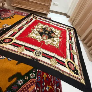 روسری دور دست دوز