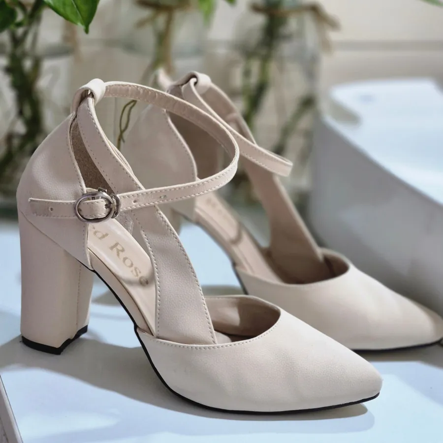 کفش مجلسی شیری رنگ