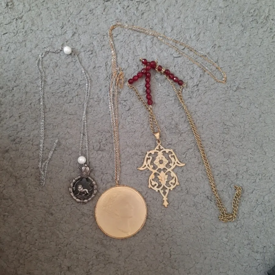 گردنبند دستساز