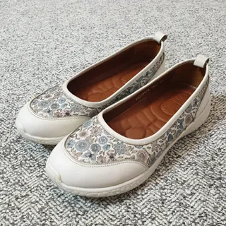 کفش زنانه راحتی پاندورا