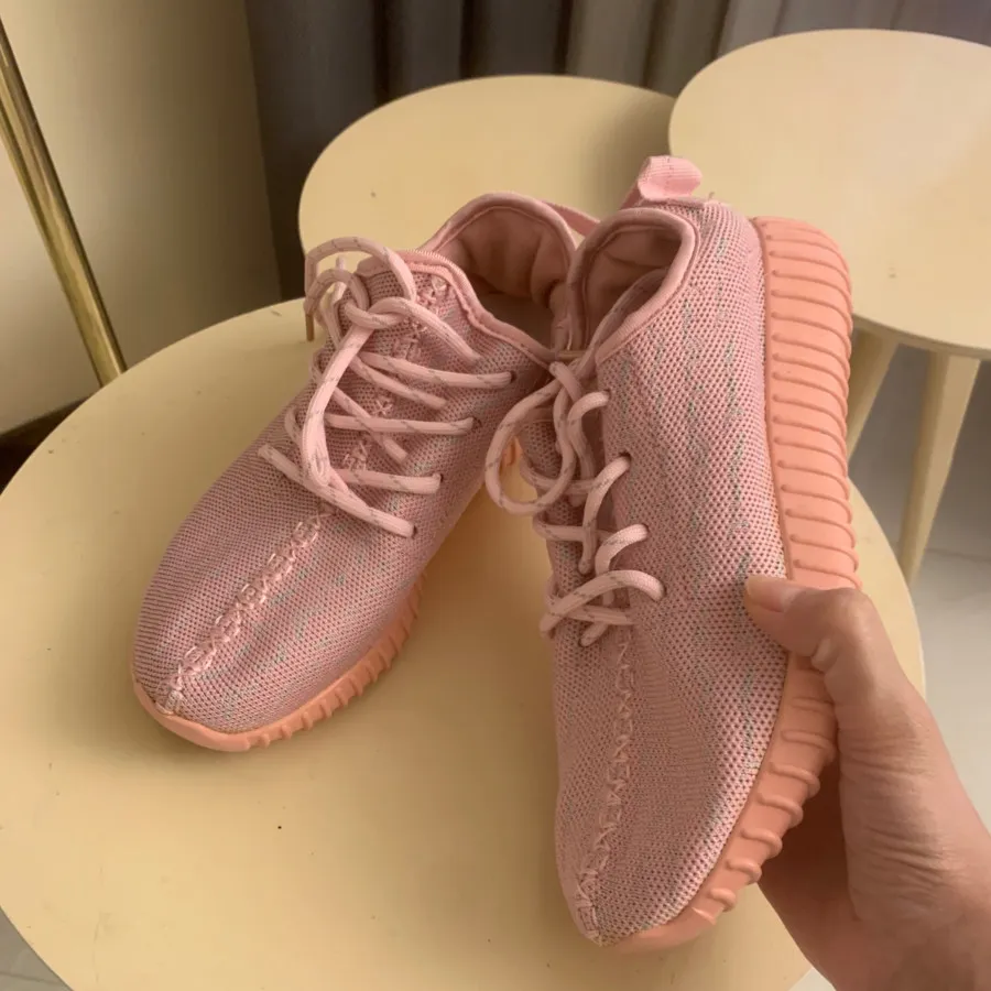 کتونی خارجی