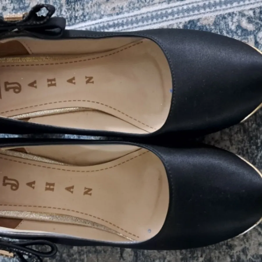 کفش پاشنه بلند