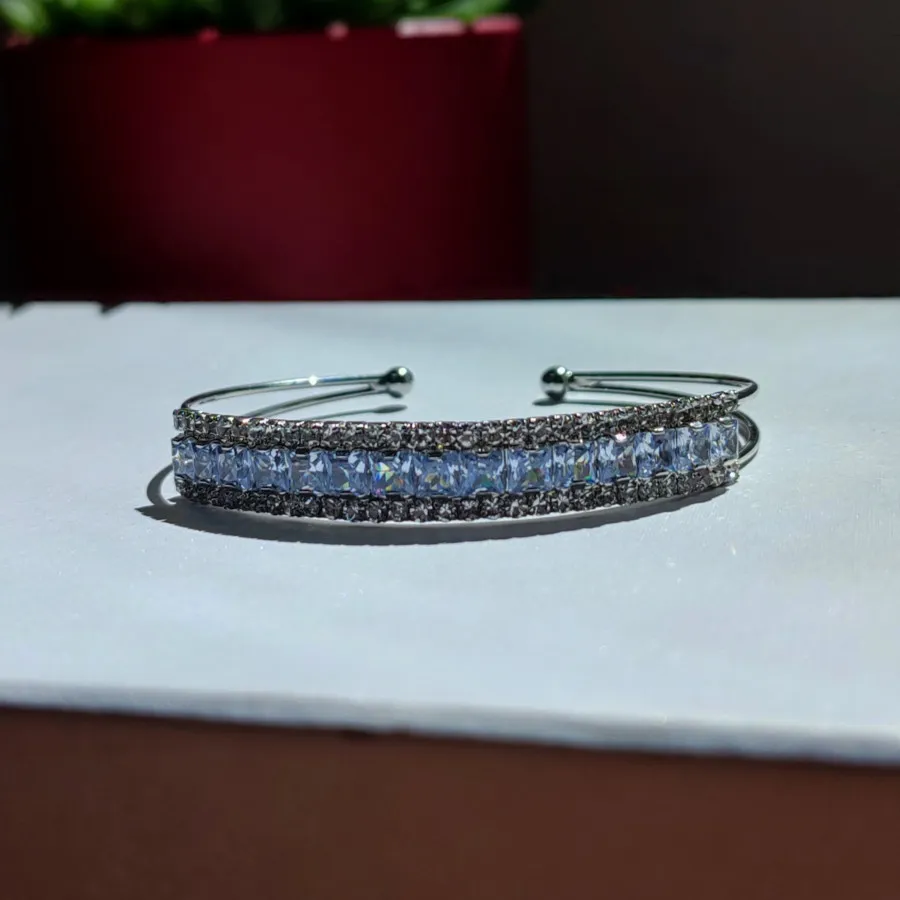 دستبند بنگل رنگ ثابت