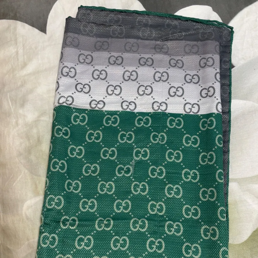 روسری قواره دار گوچی