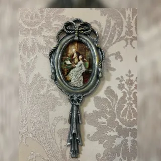 قاب پلی استر و طرح مخمل