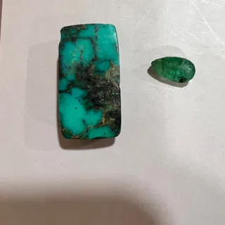 دوعدد سنگ زیبا