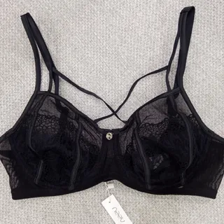 سوتین نیو neev