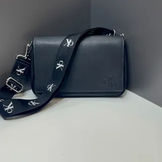 کیف کراس بادیCalvin klein
