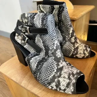 صندل پوست ماری