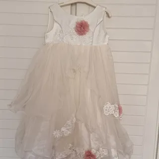 پیراهن دخترانه