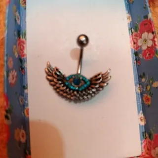 پیرسینگ ناف