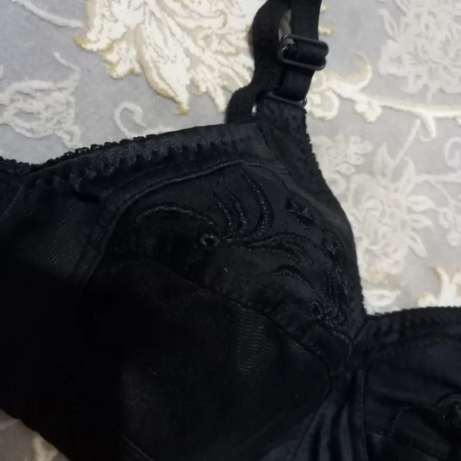 سوتین کتان مشکی