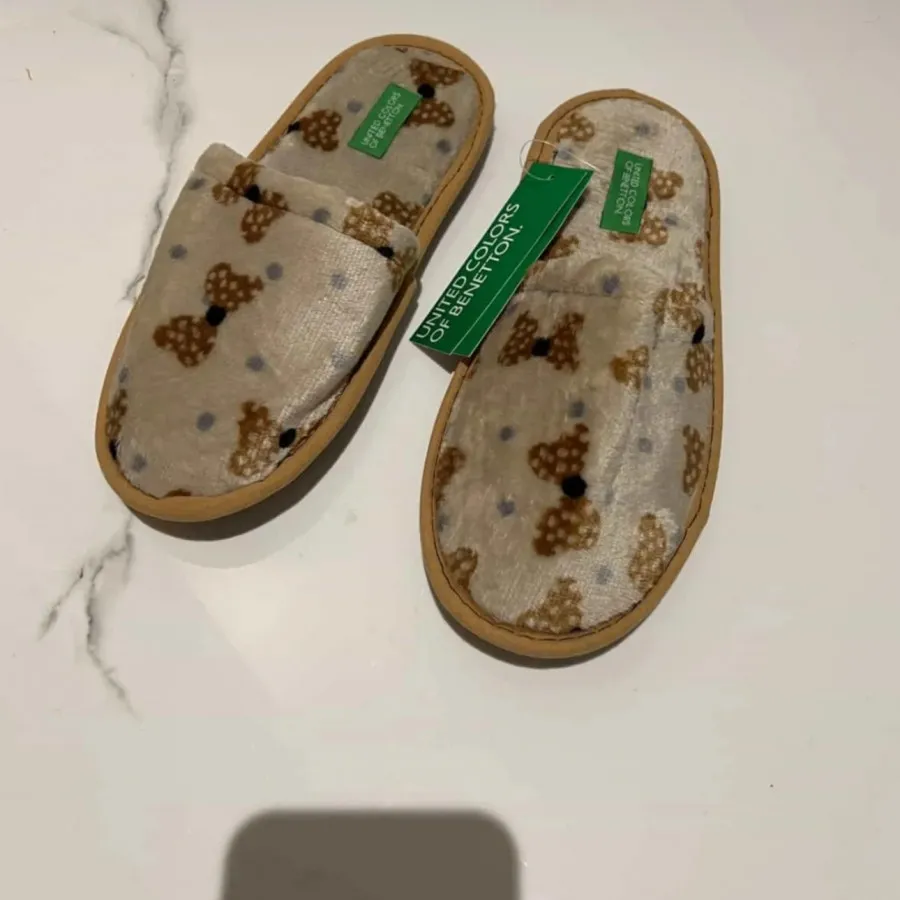 آگ لوفر بنتون