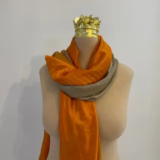 شال ساتن لطیف