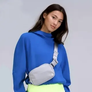 کیف لولولمون ضد آب