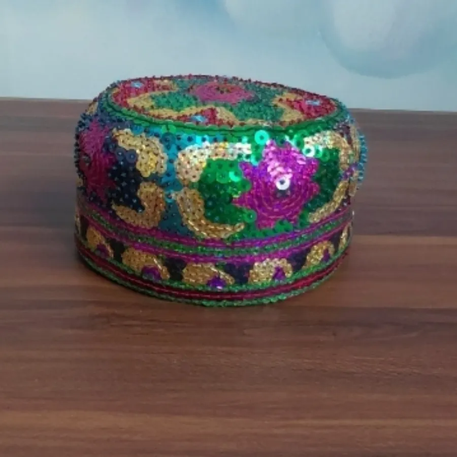 کلاه سنتی پولکی