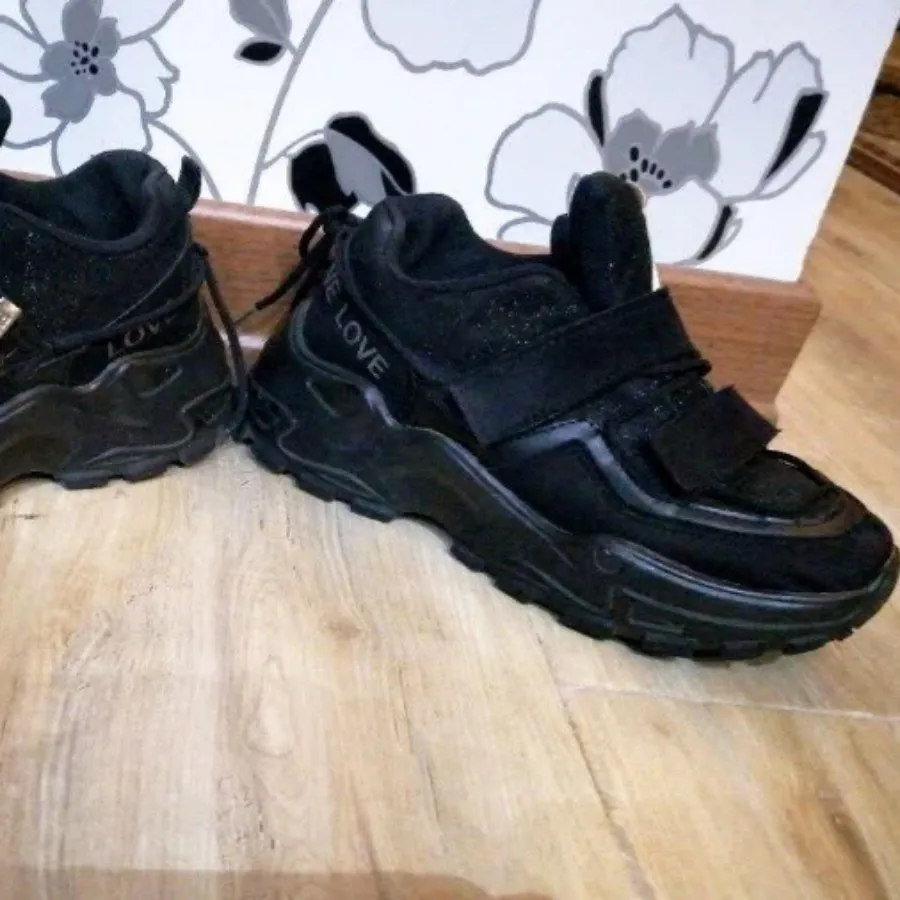 کفش لژدار اسپورت
ساخت ترک