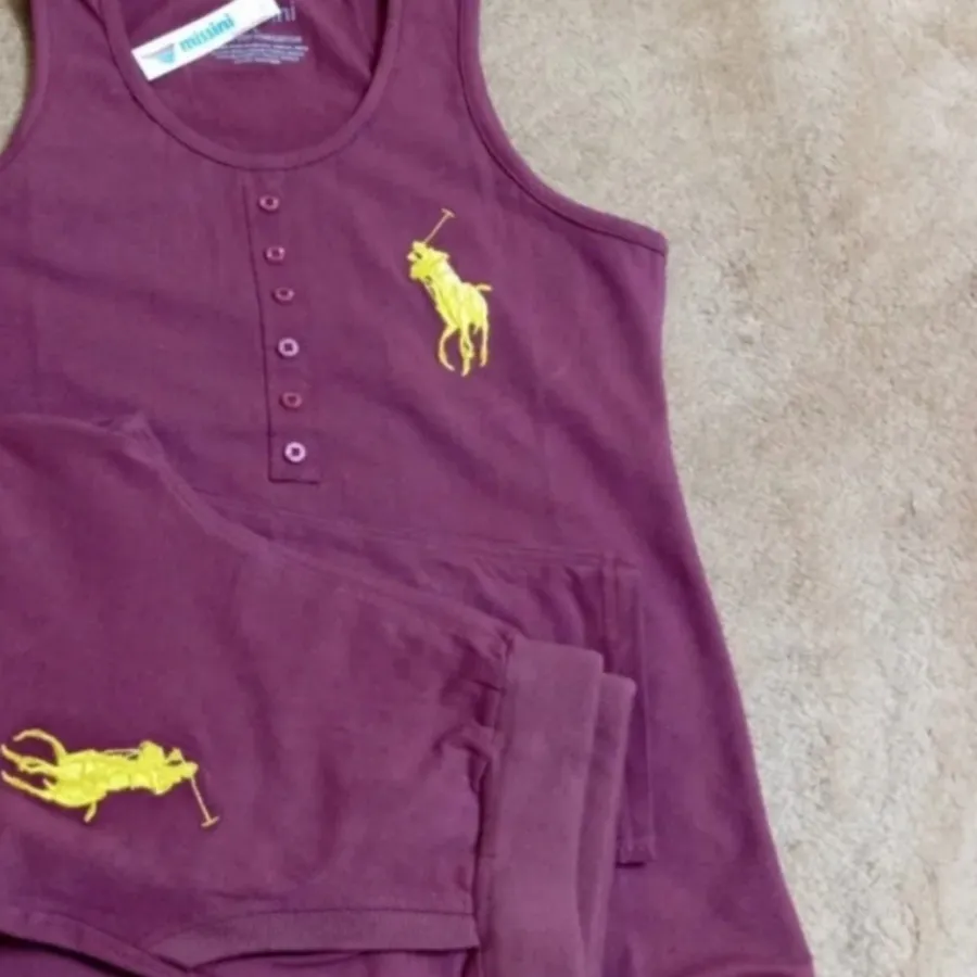 تاپ و شلوارک