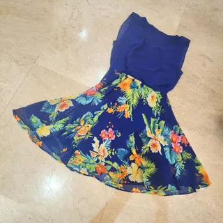 پیراهن کوتاه