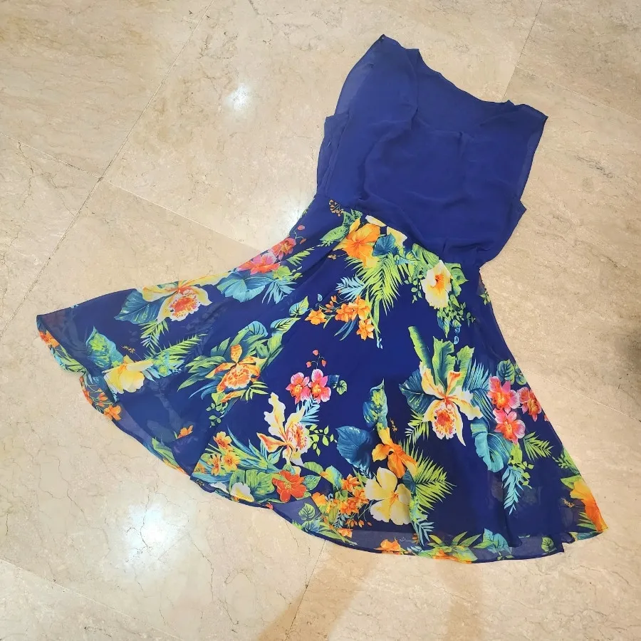 پیراهن کوتاه