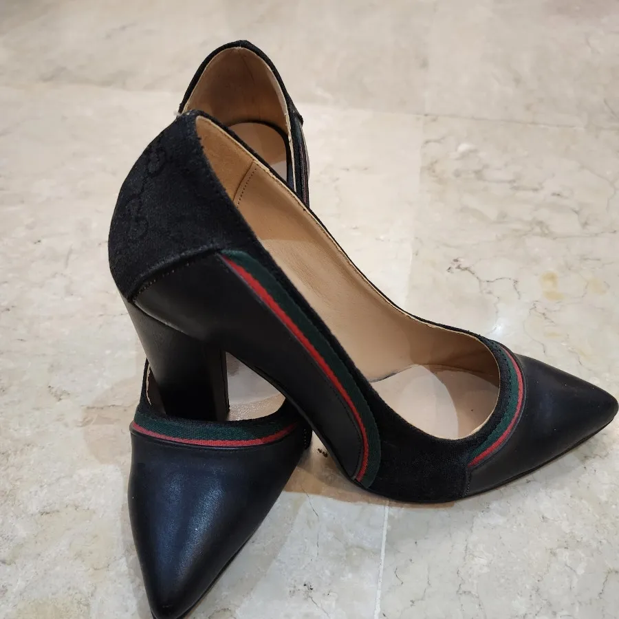 کفش طرح گوچی