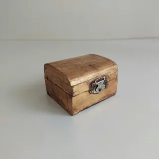 جعبه چوبی کوچک