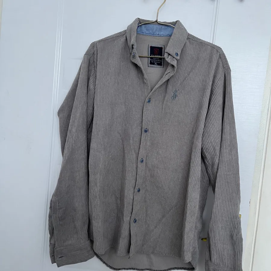 پیراهن مردانه