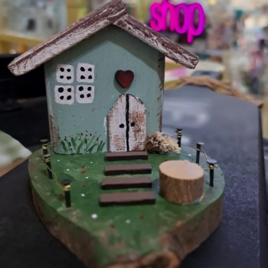 دکوری چوبی کلبه