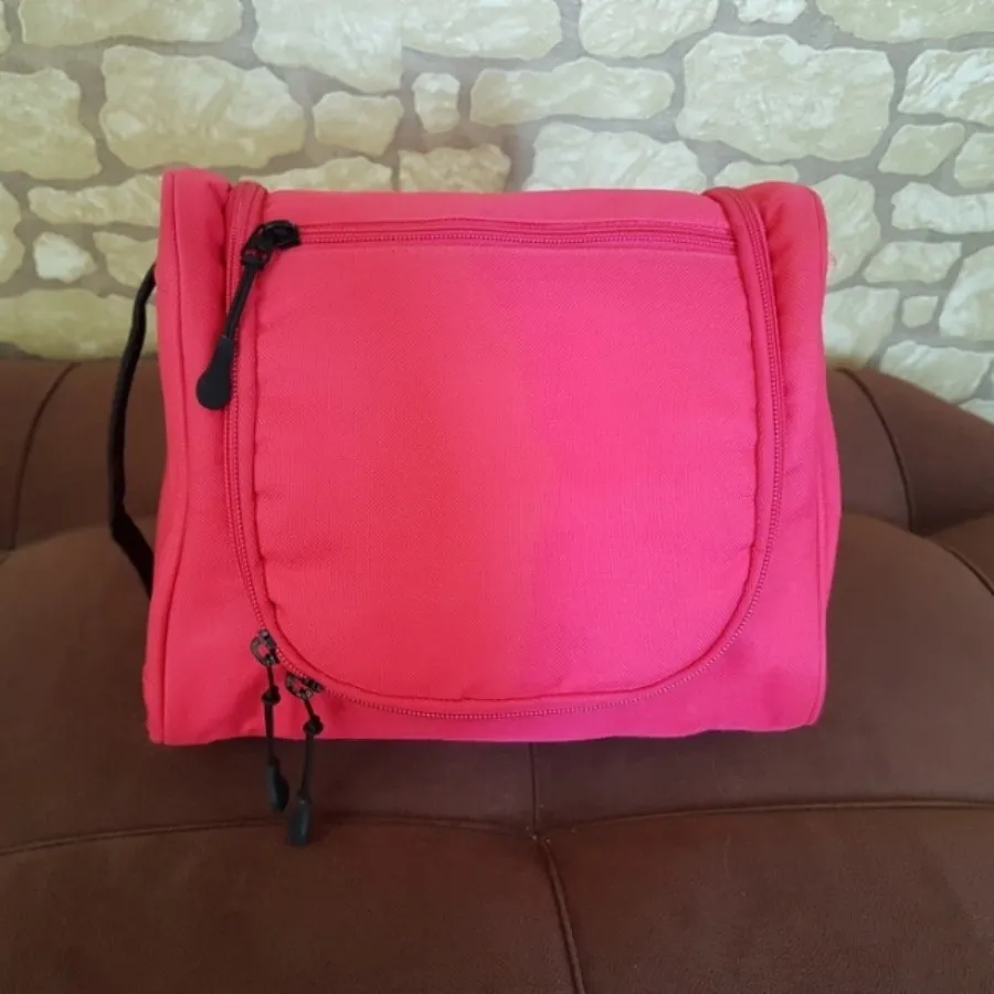 کیف مسافرتی لوازم آرایشی