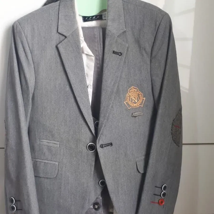 کت شلوار پیراهن