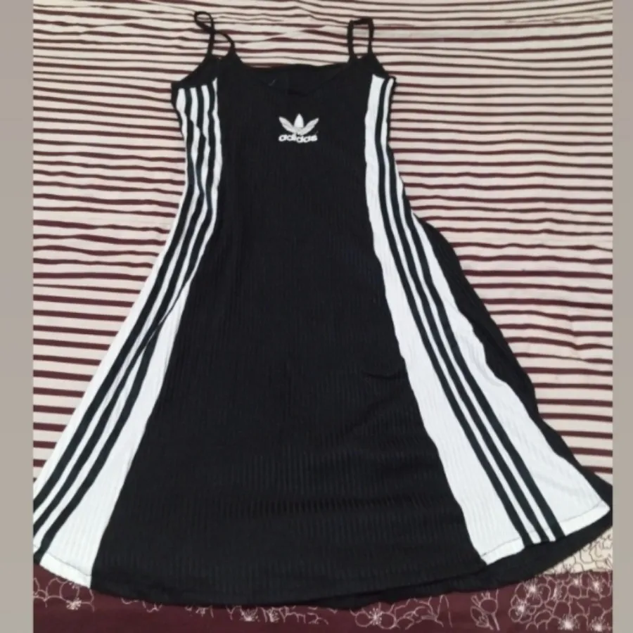 پیراهن اسپرت