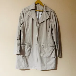 پالتو کوتاه بارانی