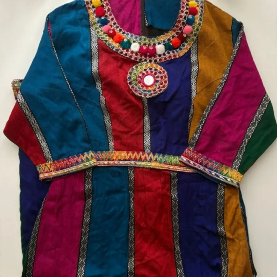 پیراهن رنگارنگ نخی