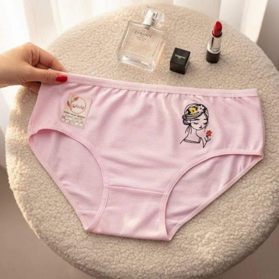 شورت گلدوزی