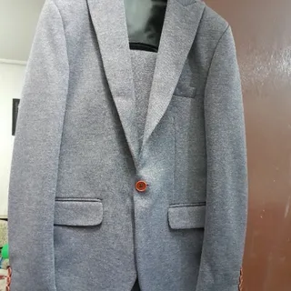 کت و شلوار و جلیقه مردانه