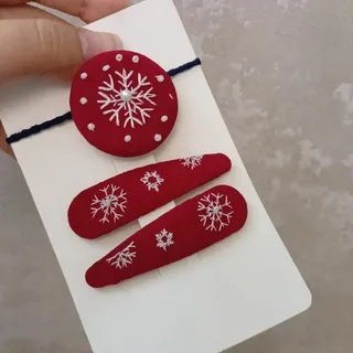 کشمو و گیره گلدوزی کریسمس