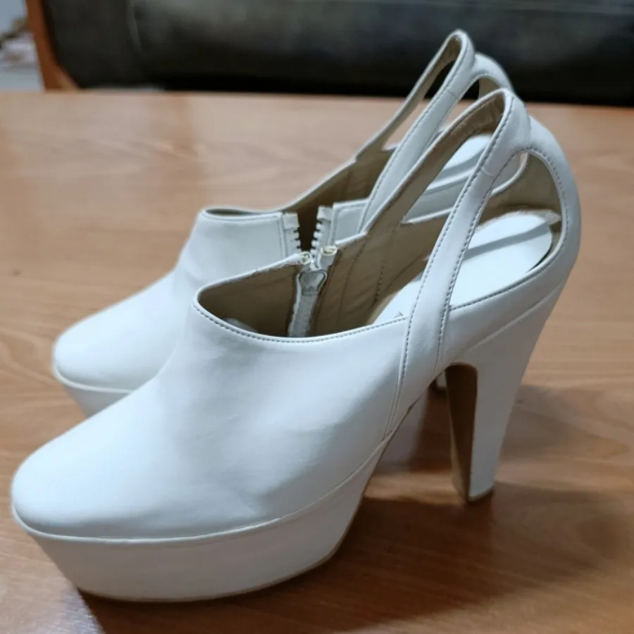 کفش مجلسی سفید