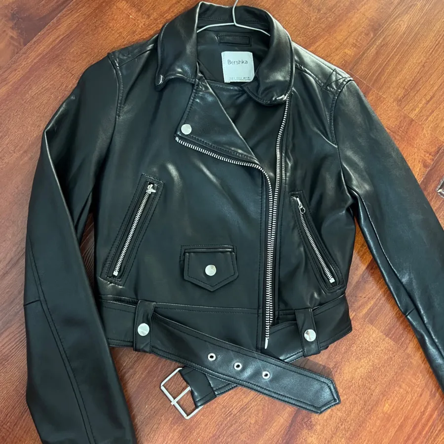 کت چرم برشکا