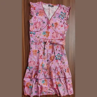 پیراهن صورتی گلگلی