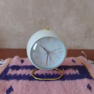 ساعت رومیزی