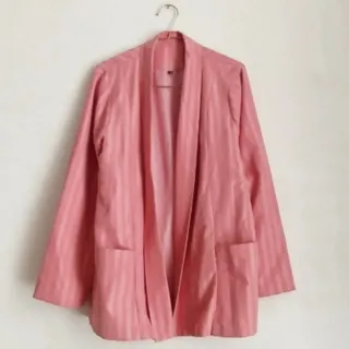 کت تک صورتی