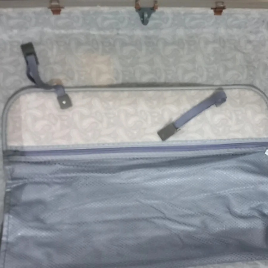 ساک مسافرتی