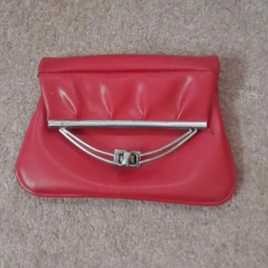 کیف پول آتیک