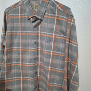 پیراهن چهارخونه