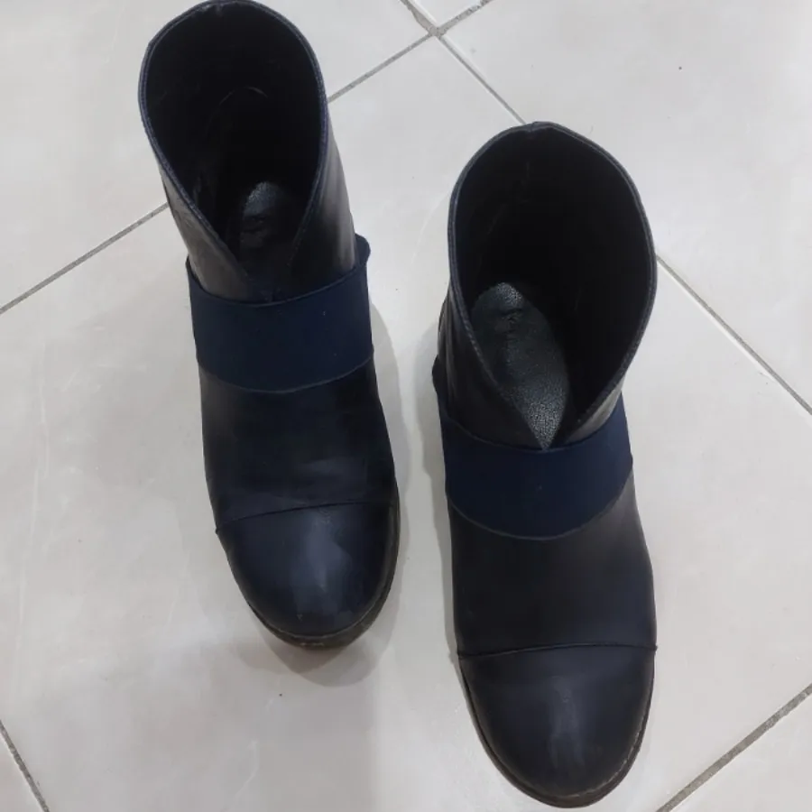 نیم بوت سرمه ای